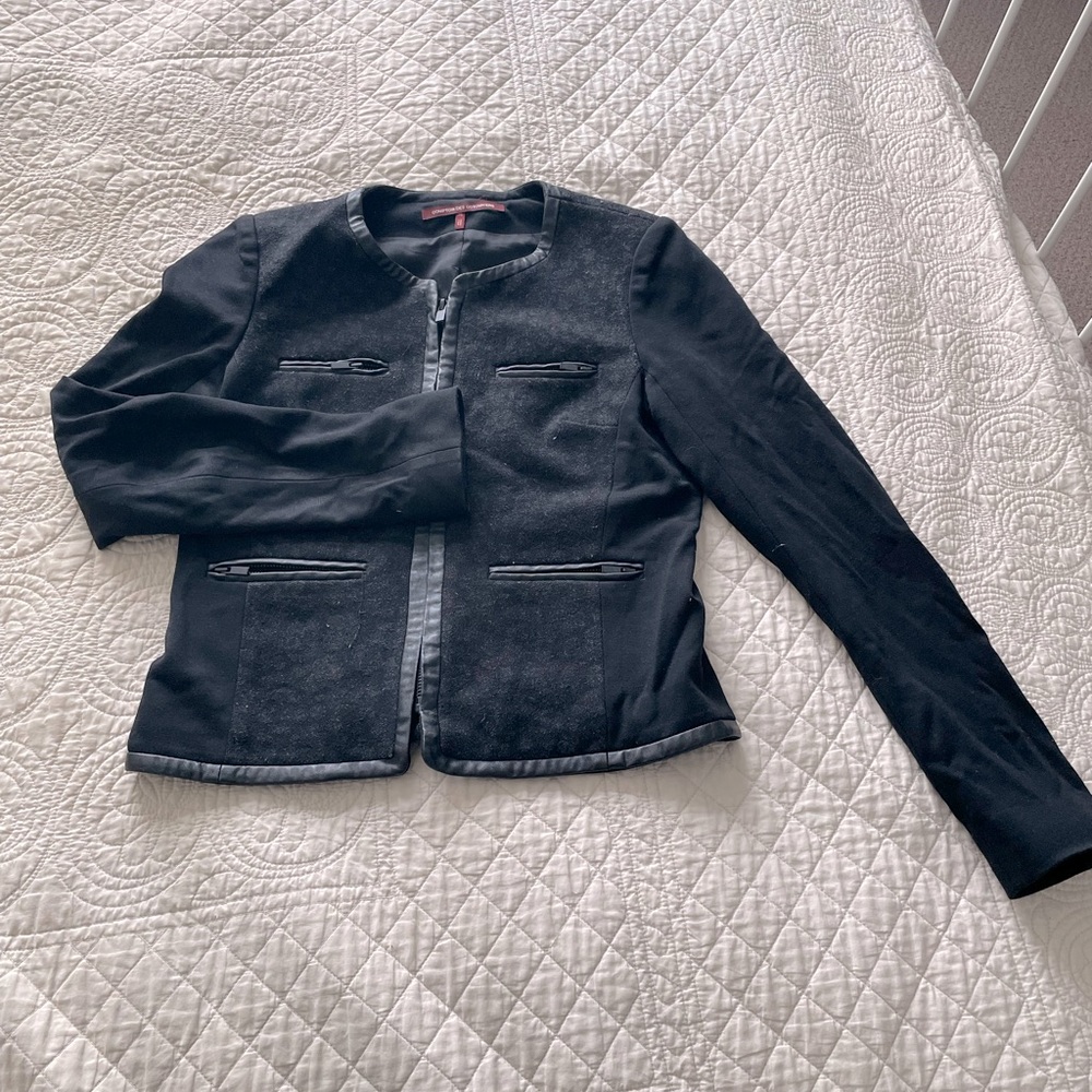 Comptoir des Cotonniers short zip front jacket